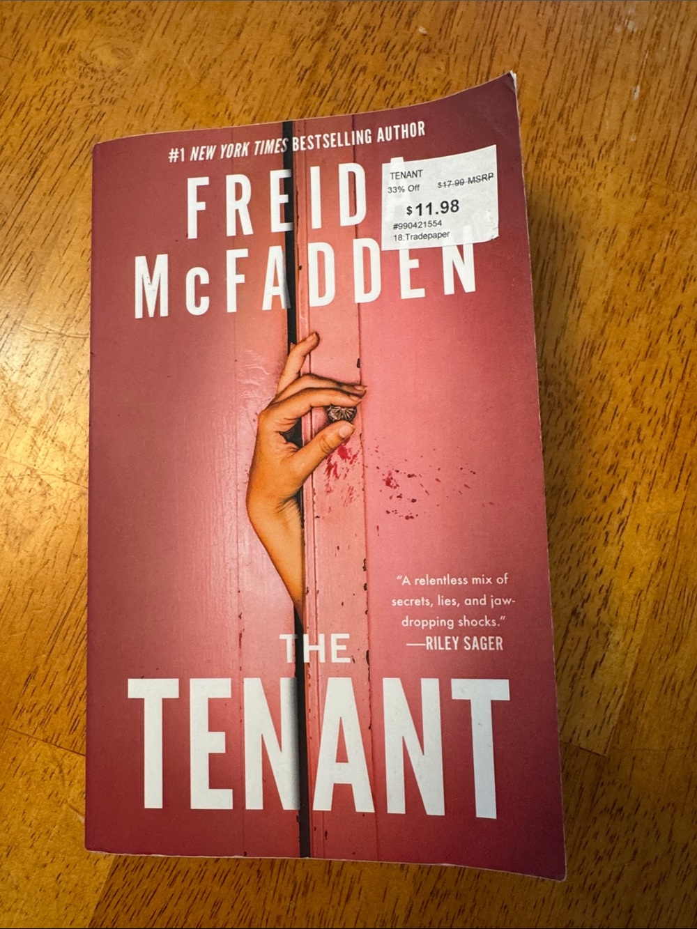 The Tenant by Freida McFadden - Pink Cover Paperback